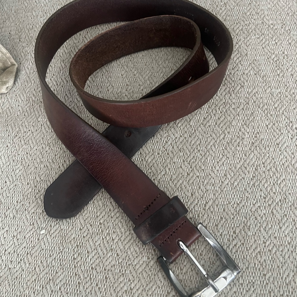 Women’s Milo’s Genuine Italian Leather Belt vintage